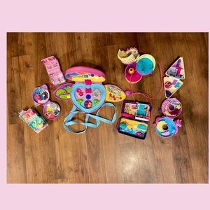 Polly pocket & shopkins play sets